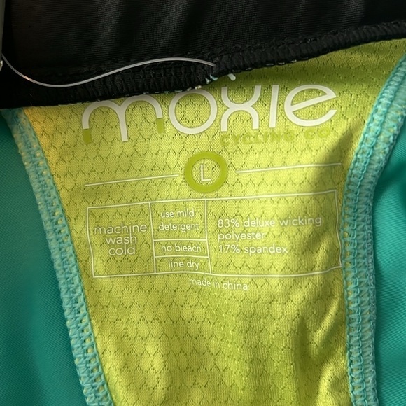 Moxie Cycling Long Sleeve Bolero Jacket in Aqua & Black Size Large NWT! - Picture 3 of 5